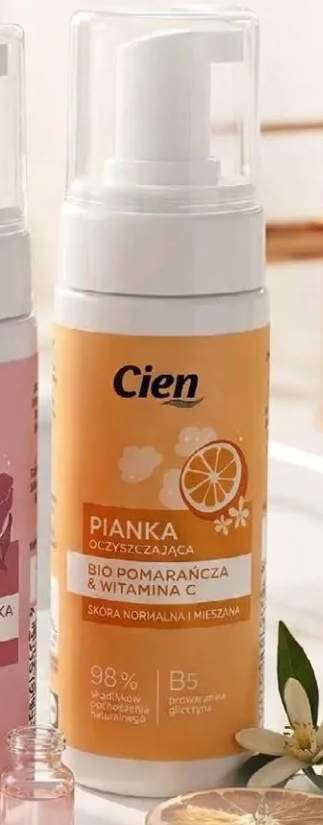 pianka do mycia twarzy